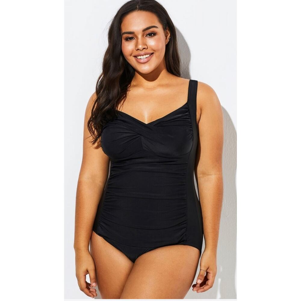Meet.Curve Black Twist Front Push Up One Piece Swimsuit XL never worn NWT